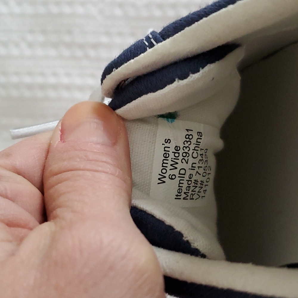 L.L.Bean sneaker - Picture 4 of 5
